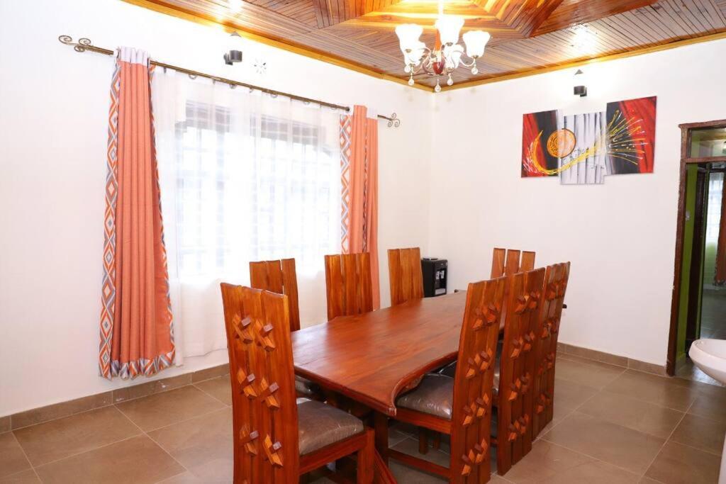 Esniko Villa Narok Esterno foto